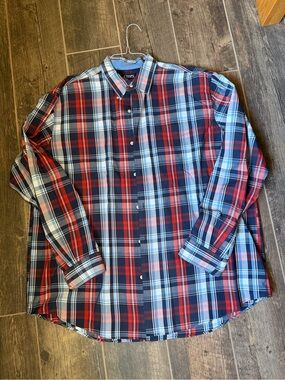 Chaps Men's Red, Navy & White Plaid Button-Down Shirt